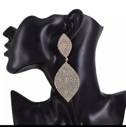 Royal crystals delicate earrings earrings - Leone Culture
